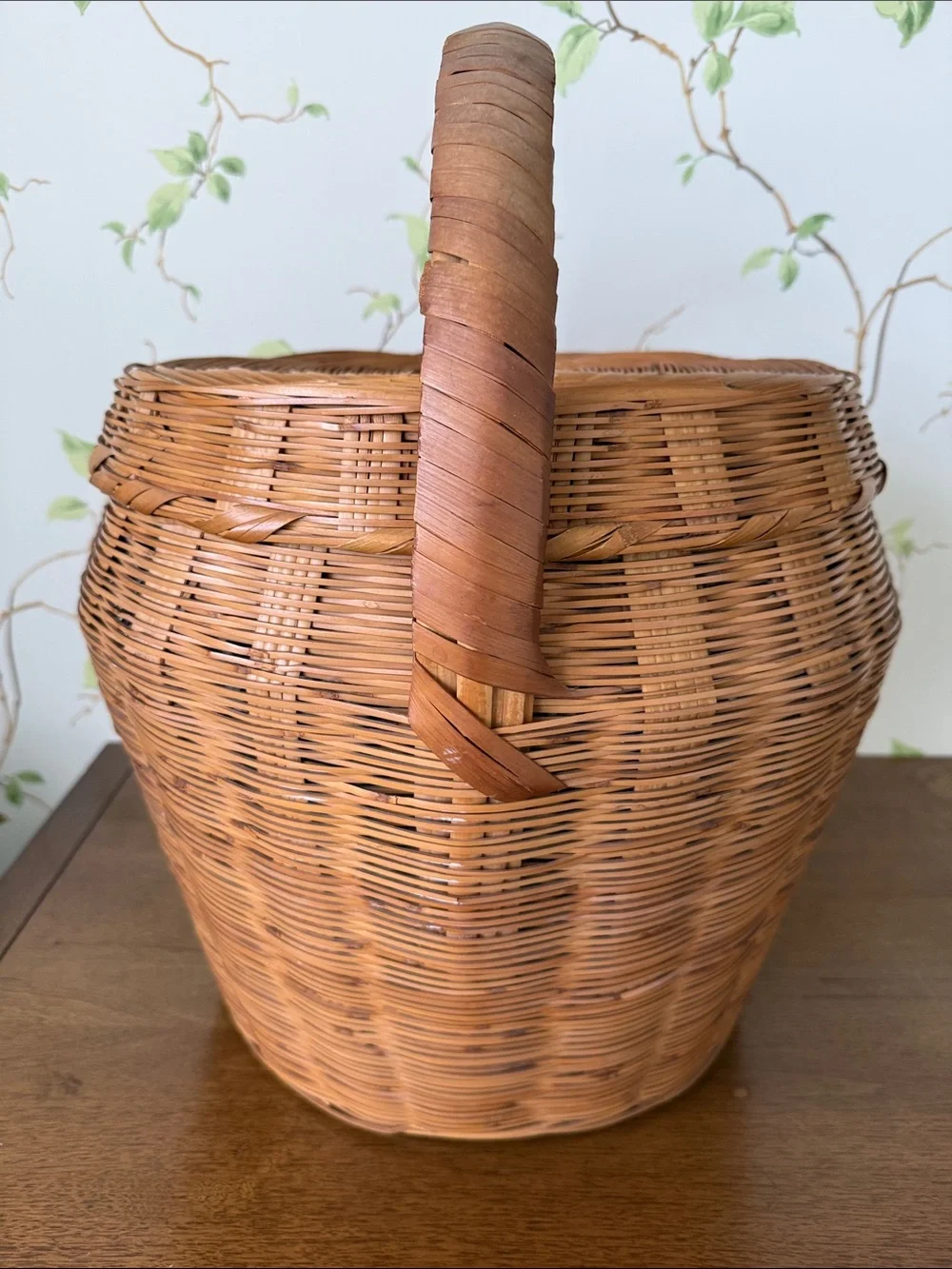 Vintage Hand-Woven Wicker Basket Lid and Sturdy Handle